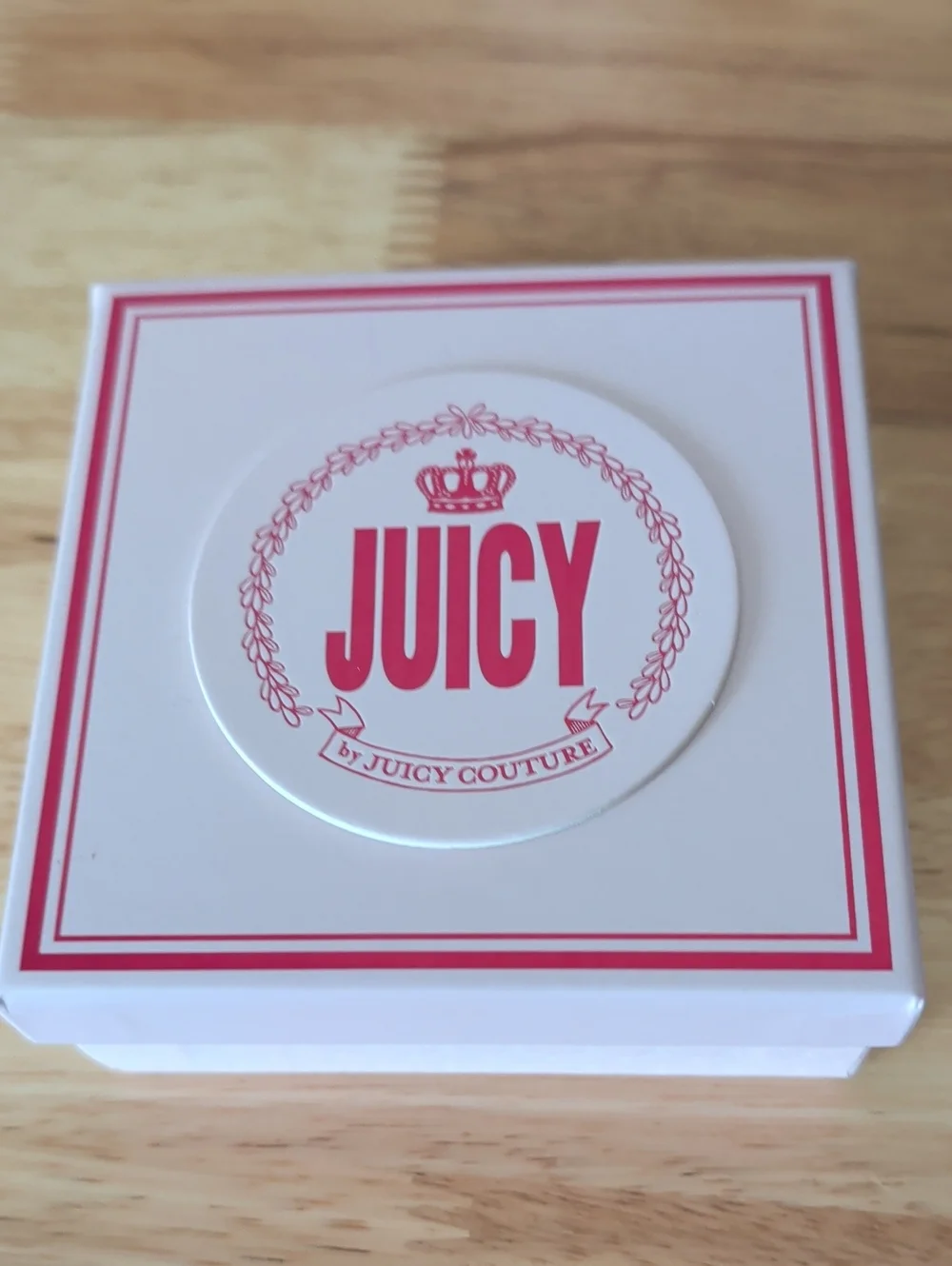 Juicy Couture Gold Crown Crystal Key Ring